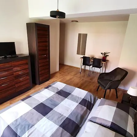 Ginger Doors - Pokoje Goscinne Homestay szállás