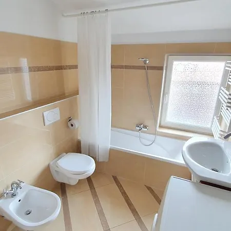 Privat bolig Ginger Doors - Pokoje Goscinne